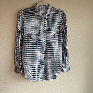 Silk Blouse - Equipment